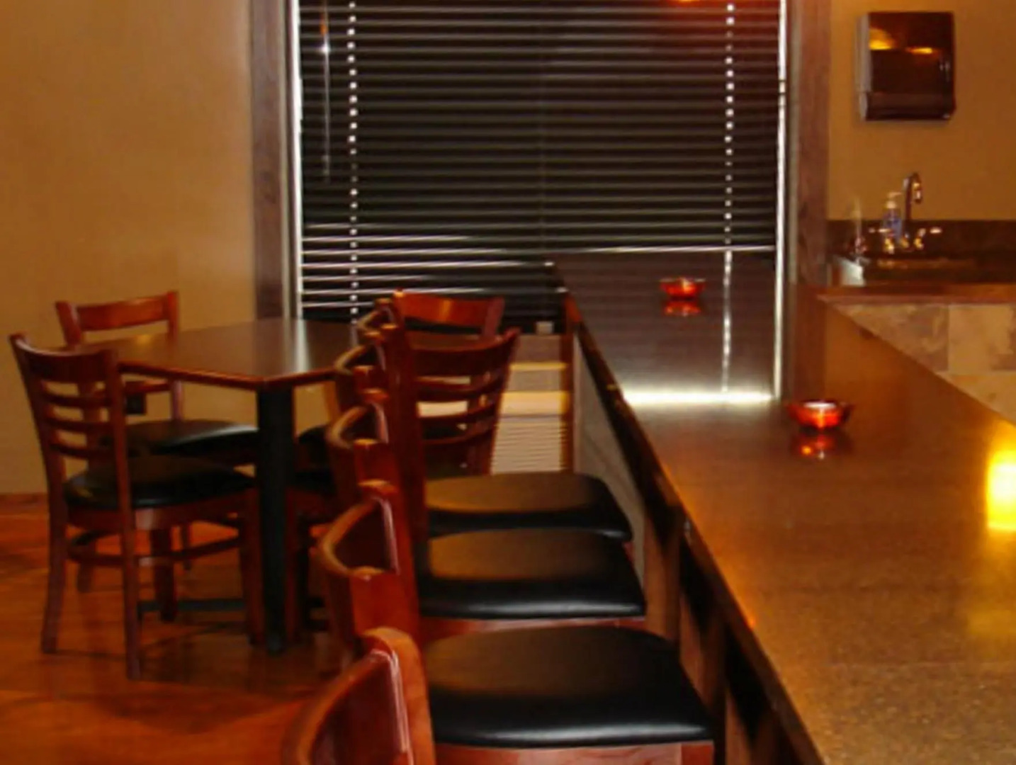 Red River Lodge & Suites