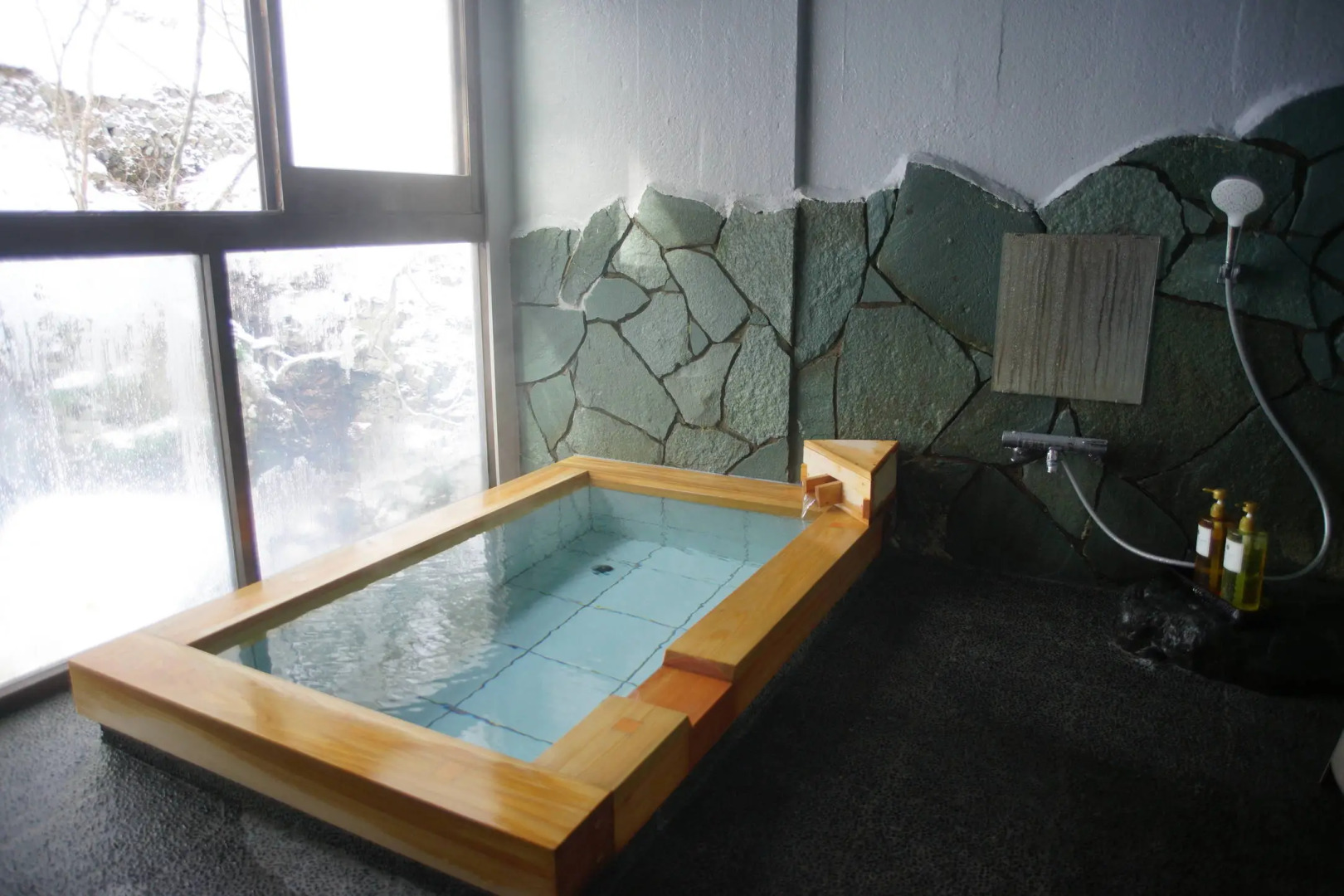 Shima Onsen Chuseikan