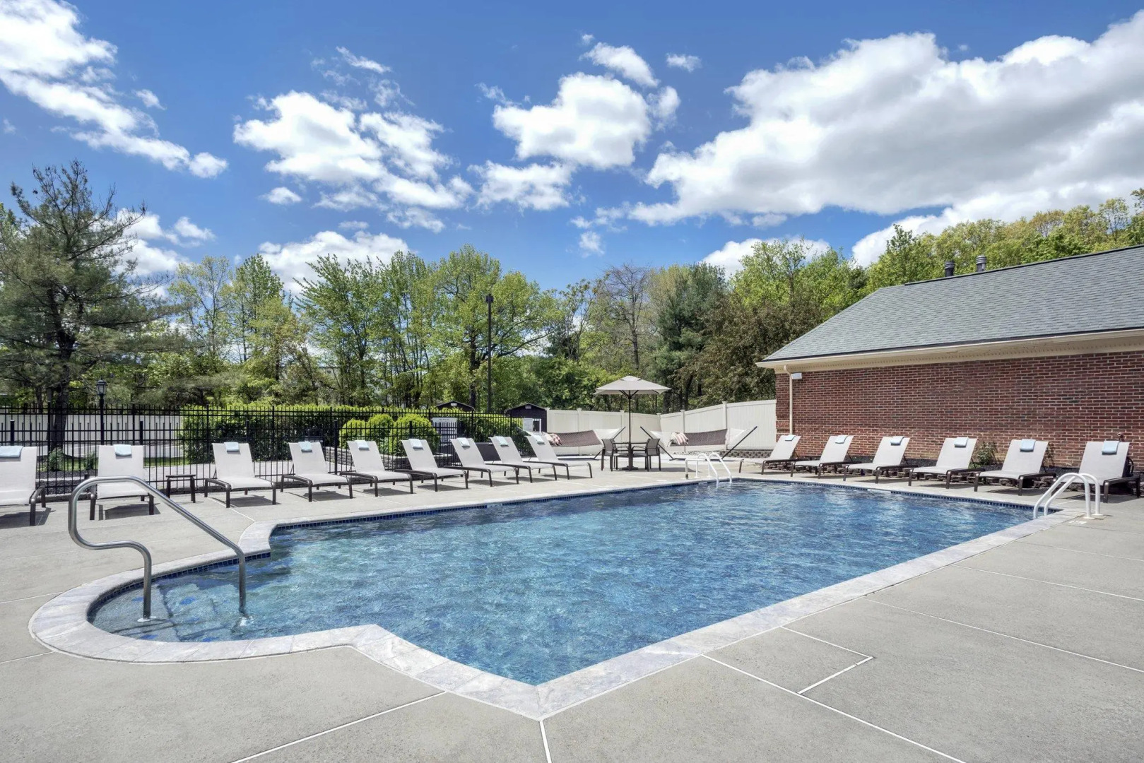 Sonesta Select Tinton Falls Eatontown