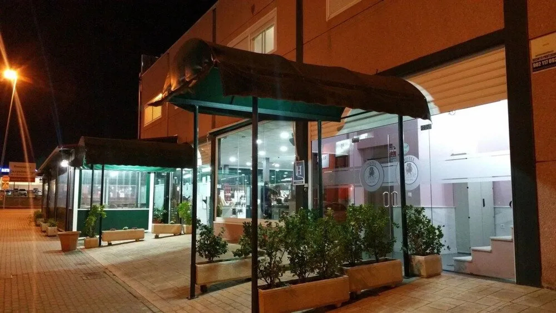 Hotel León