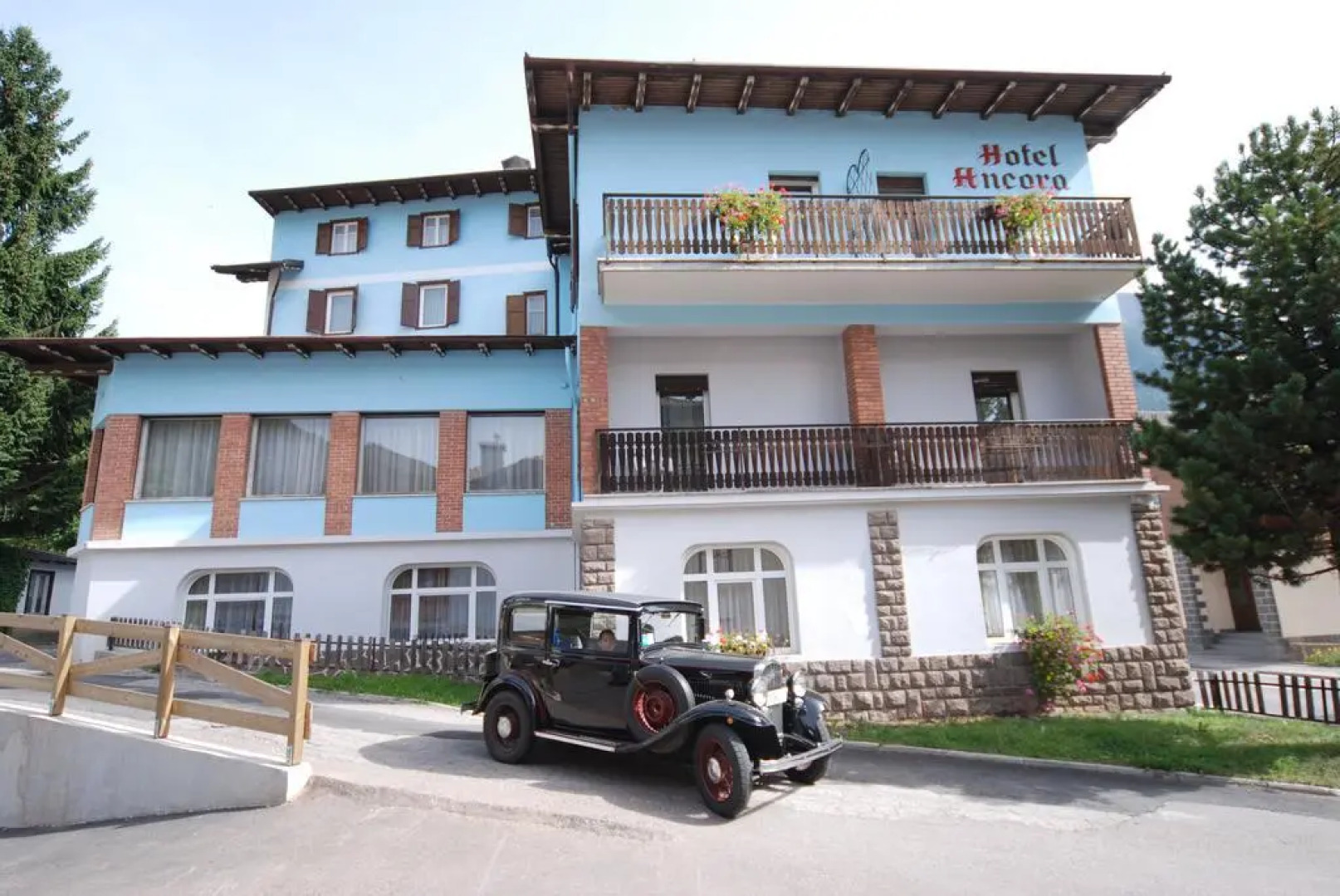 Hotel Ancora