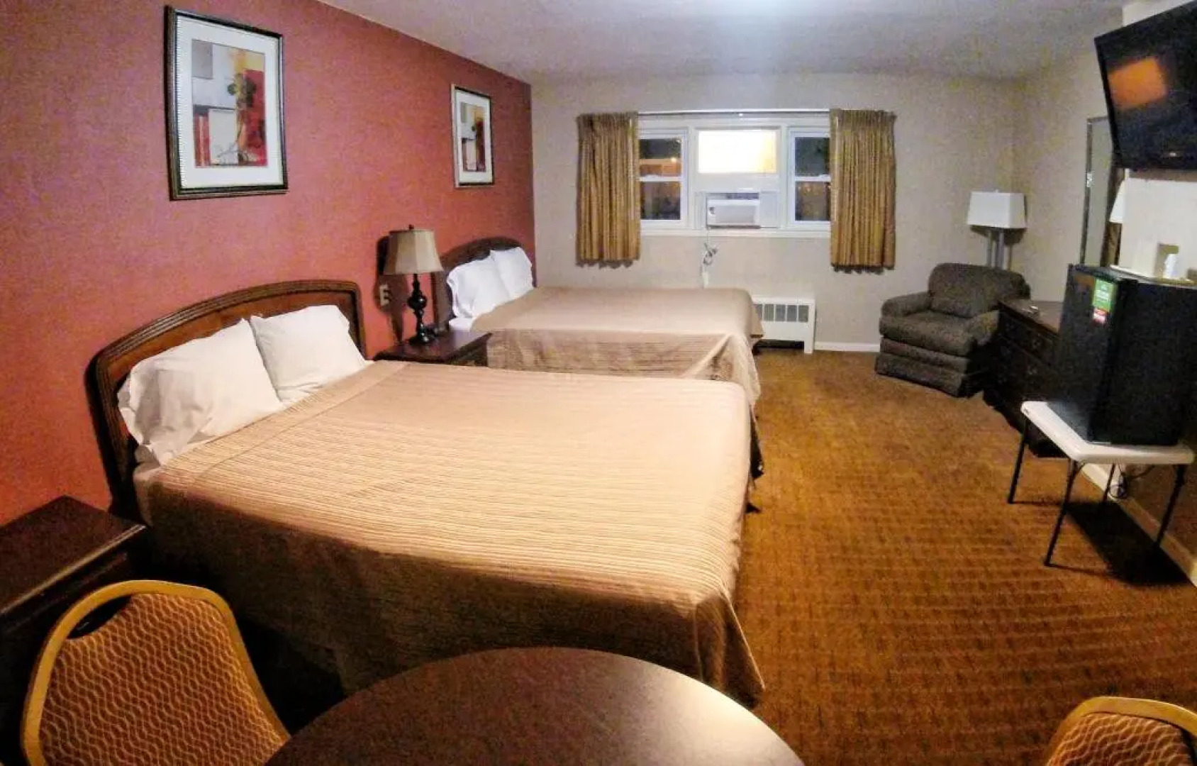 Red Carpet Inn W. Springfield