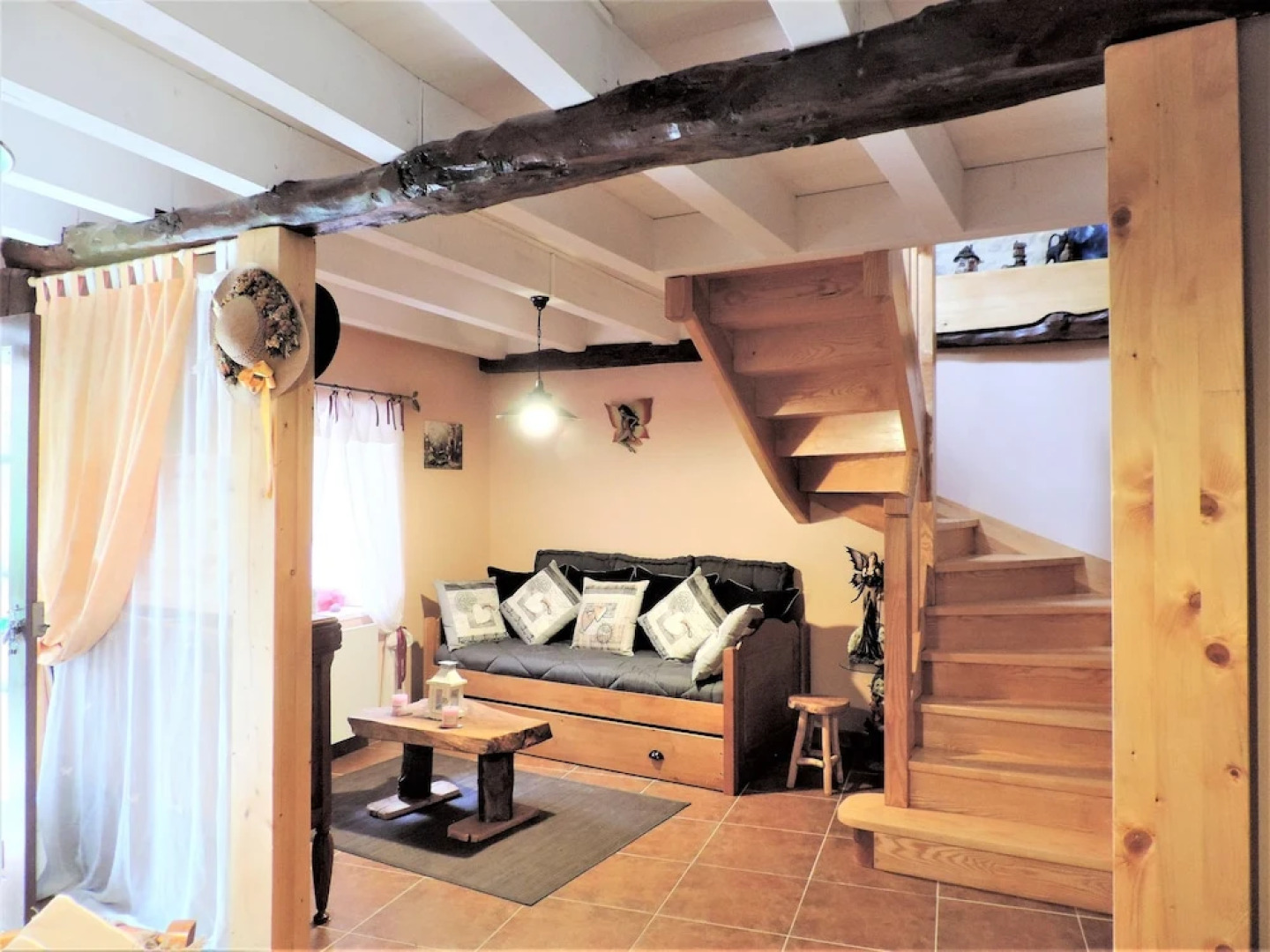 La chaumière et sa Roulotte