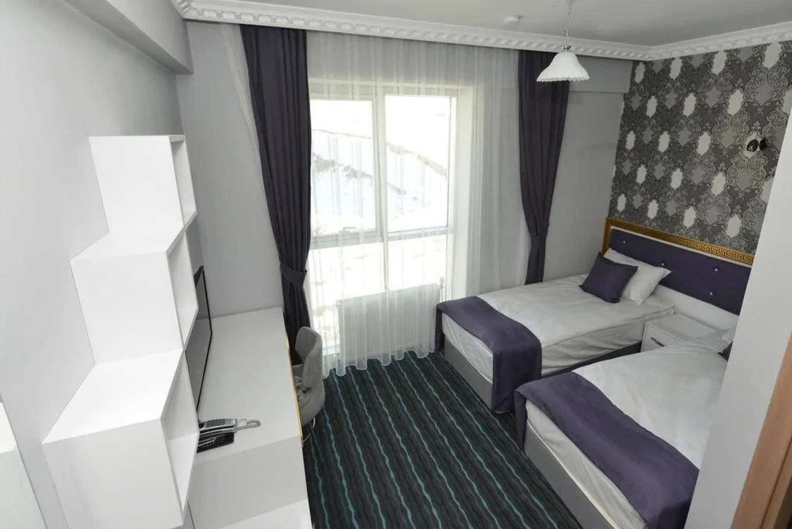 Grand Surmely Business Hotel