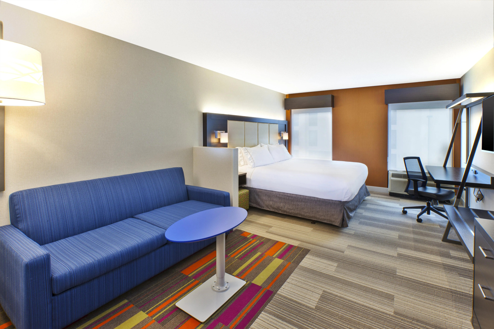 Holiday Inn Express Hotel & Suites Chicago-Midway Airport by IHG