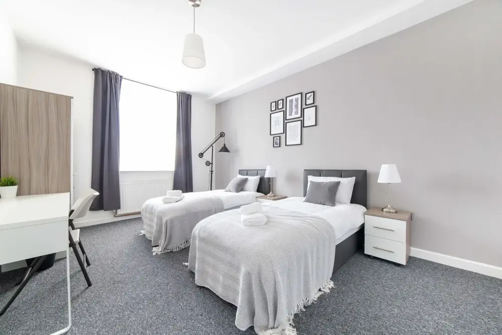 Oddfellows 7 Ensuite Double Room