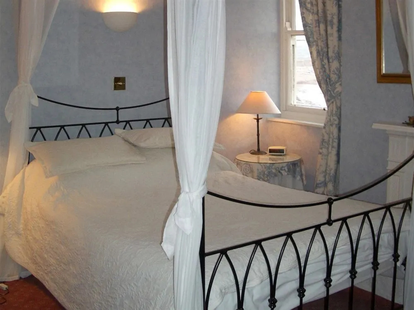 The Moelwyn Hotel & Restaurant