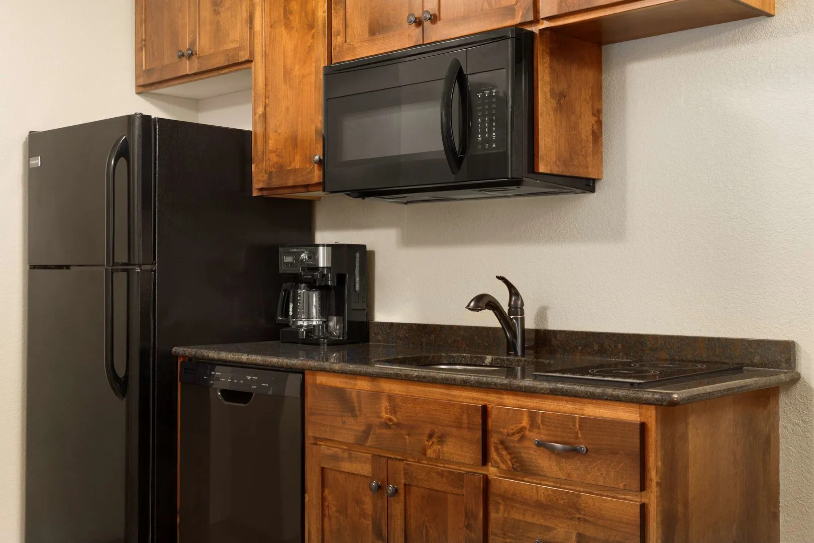 Country Inn & Suites By Radisson, Little Falls, Mn