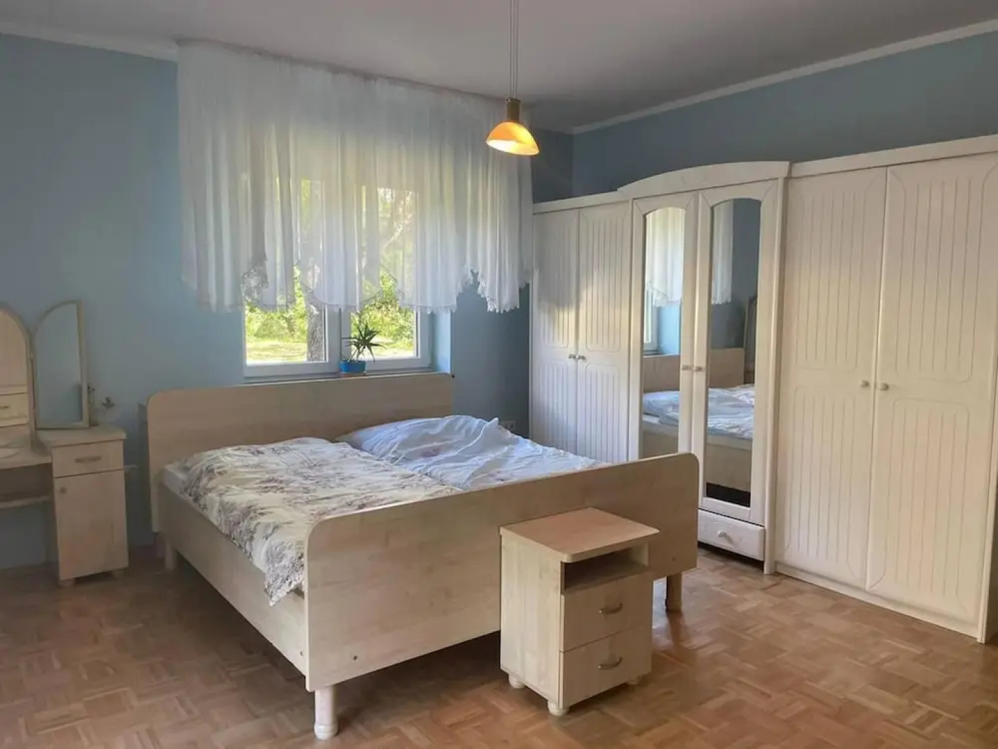 Villasleeps23-gaden-parking-partiesok-lake