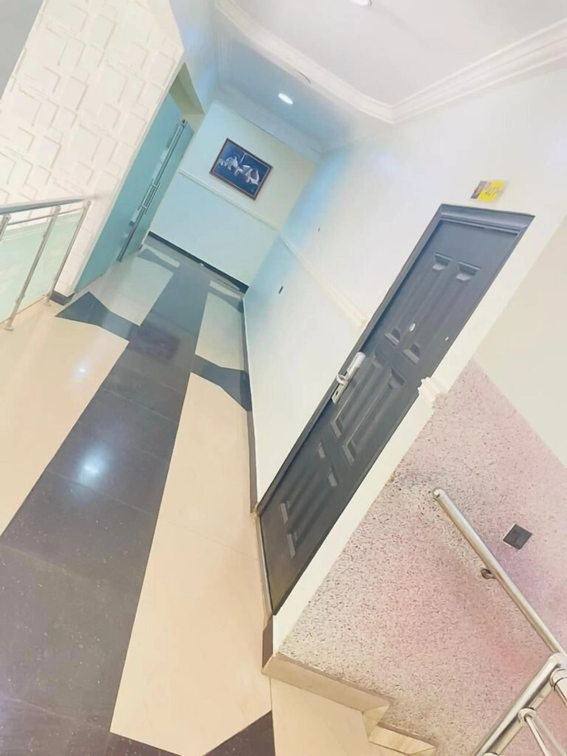 Eleventh House Hotel