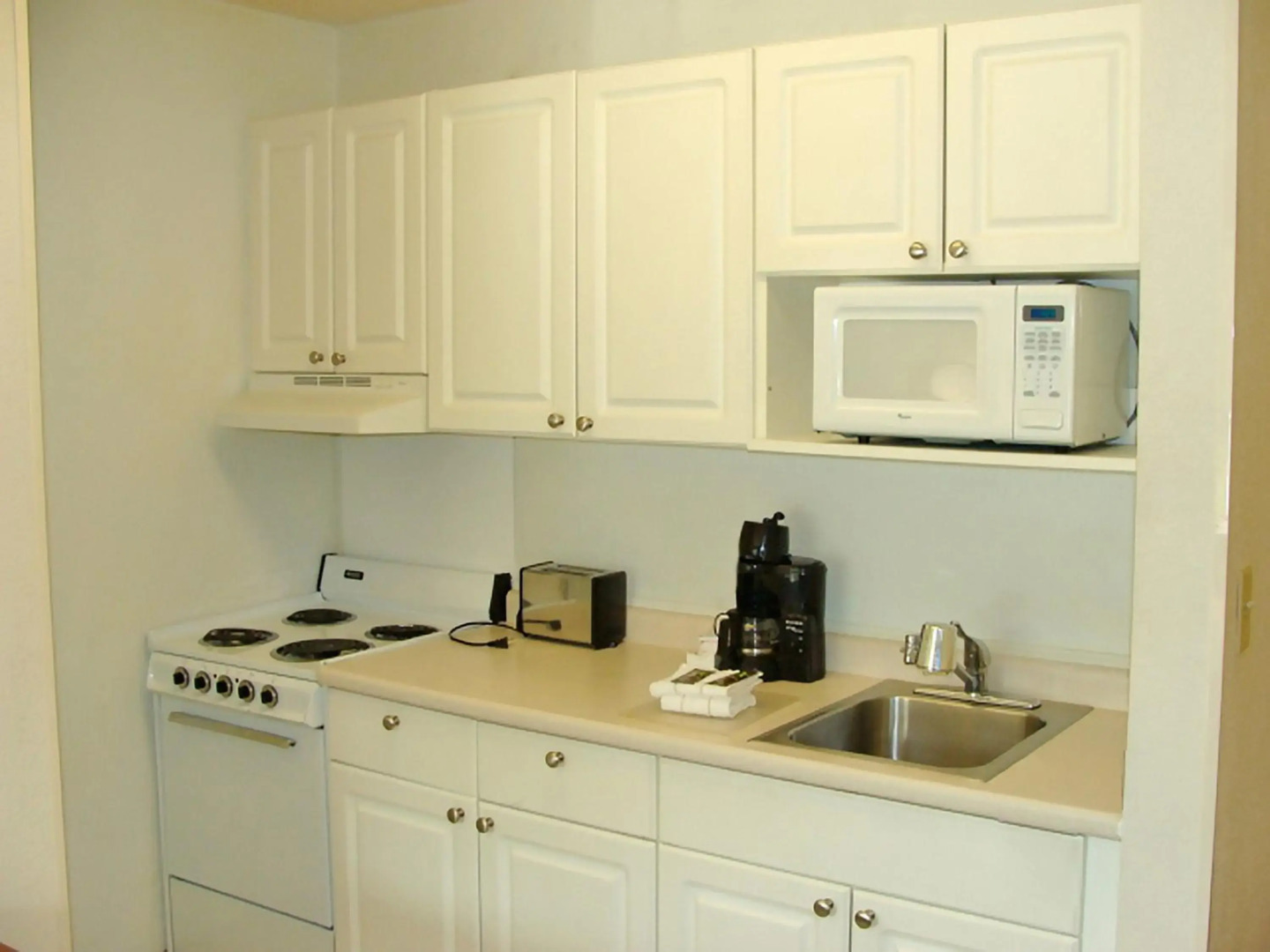 Extended Stay America Select Suites Rockford State Street