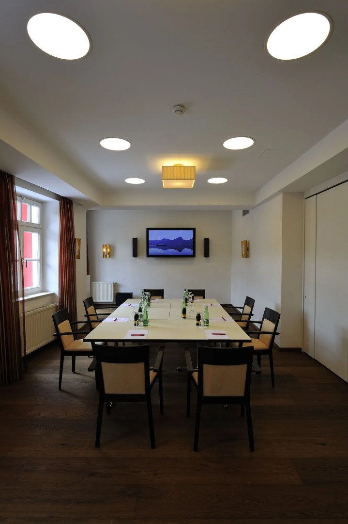 Romantik Residenz Ferienwohnungen Hotel Im Weissen Rössl