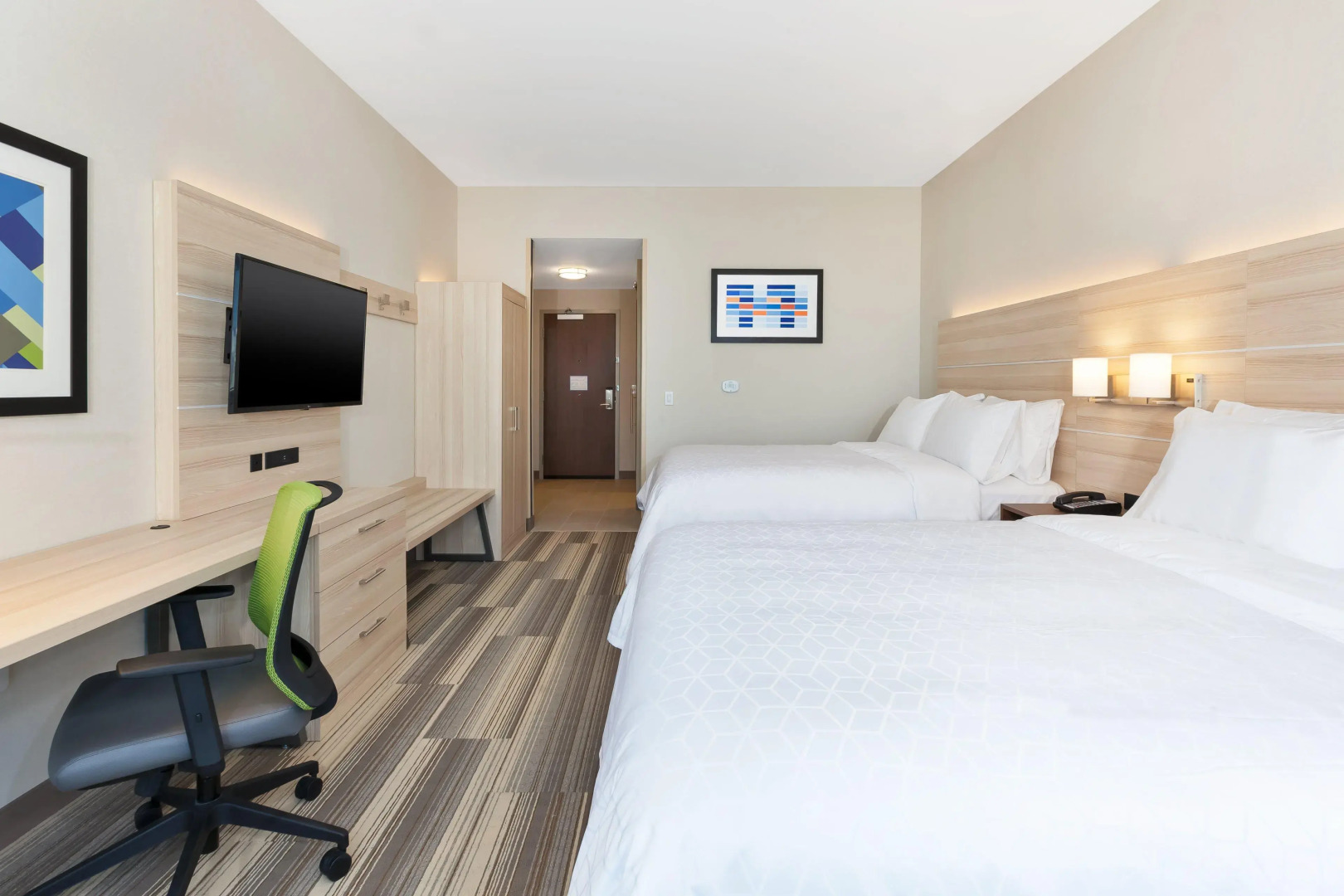 Holiday Inn Express & Suites Grand Rapids Airport - South by IHG