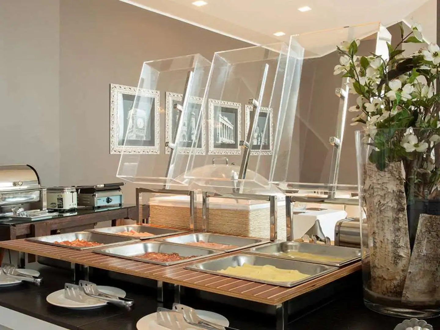 Euro Hotel Residence