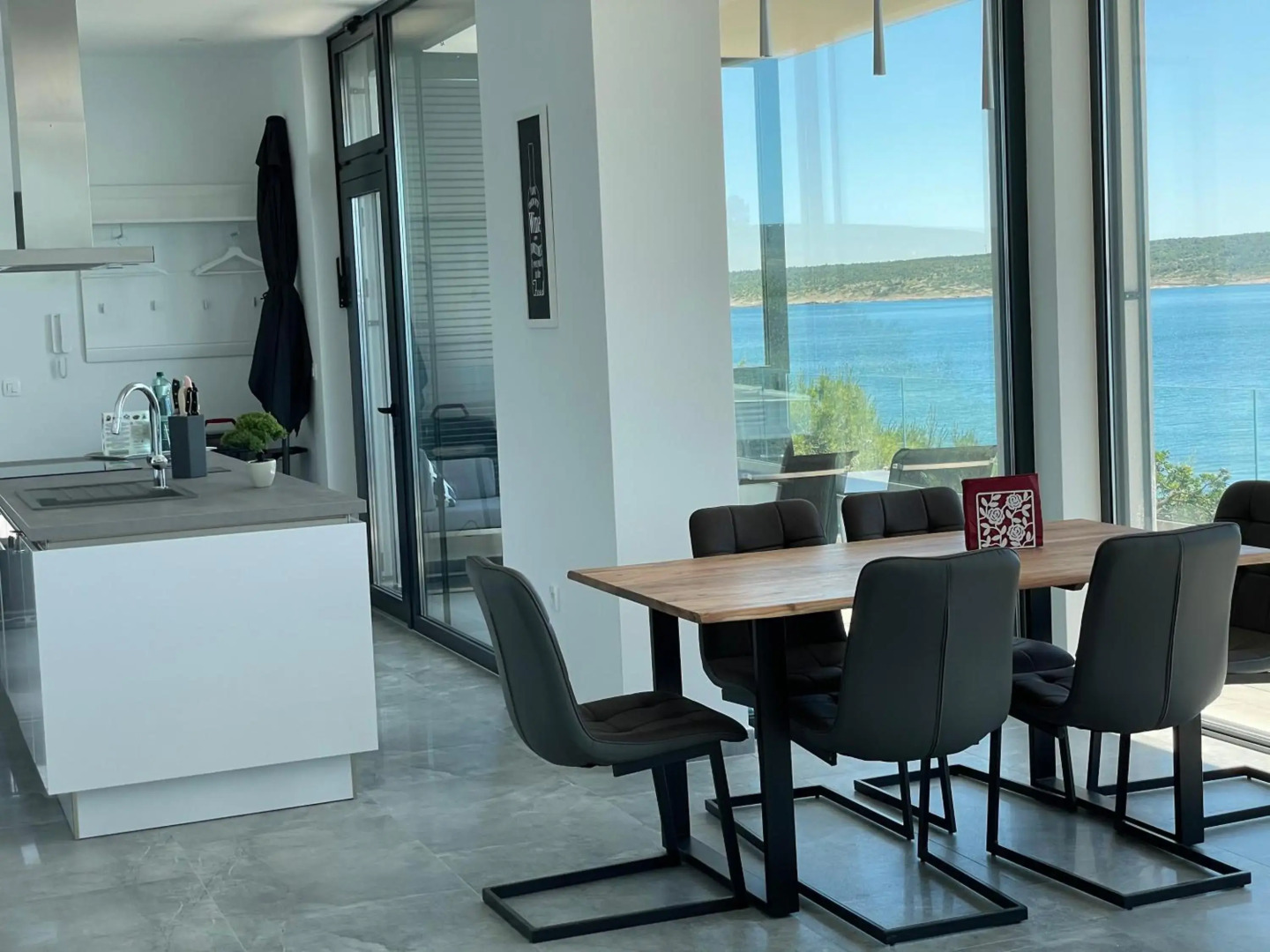 Palms & Beach Maslenica