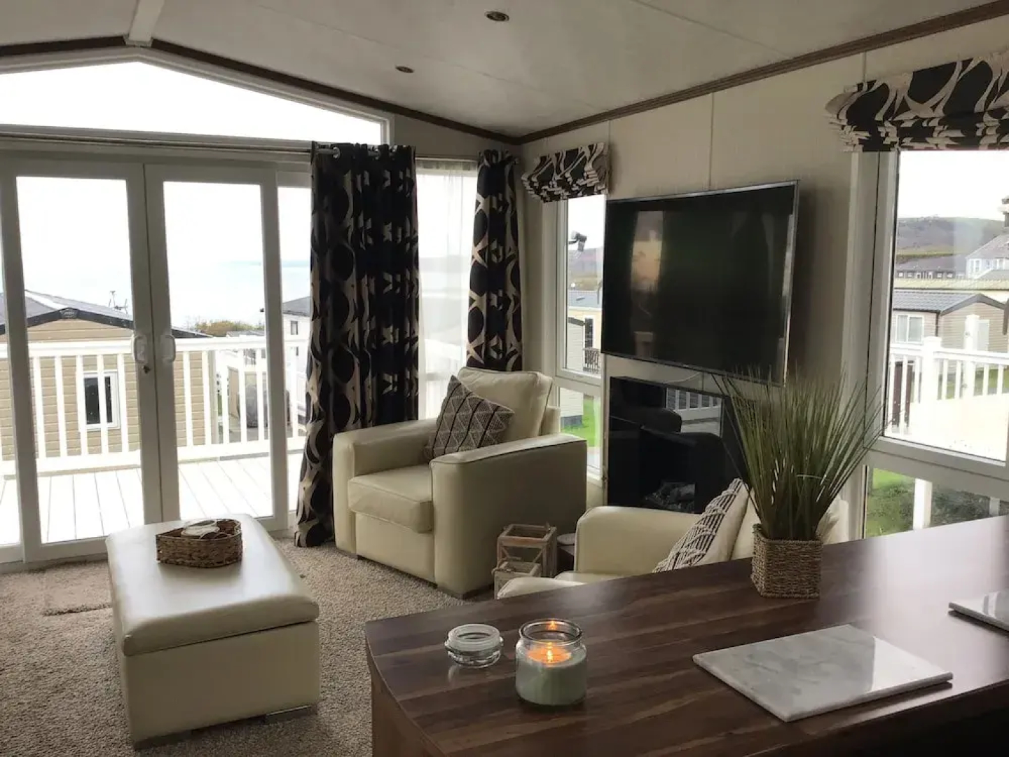 Newquay Haven Caravan 42x14 With Ocean Views