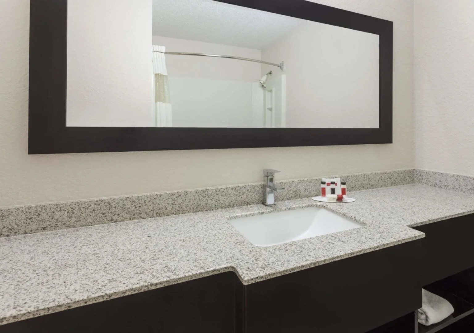 Ramada by Wyndham Asheville Southeast