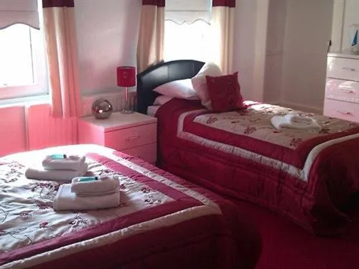 Riverside Bar & Restaurant