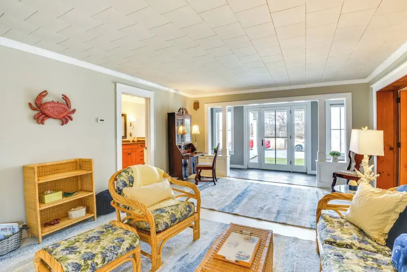 3 Blocks to Lake Ontario: Getaway in Cape Vincent!