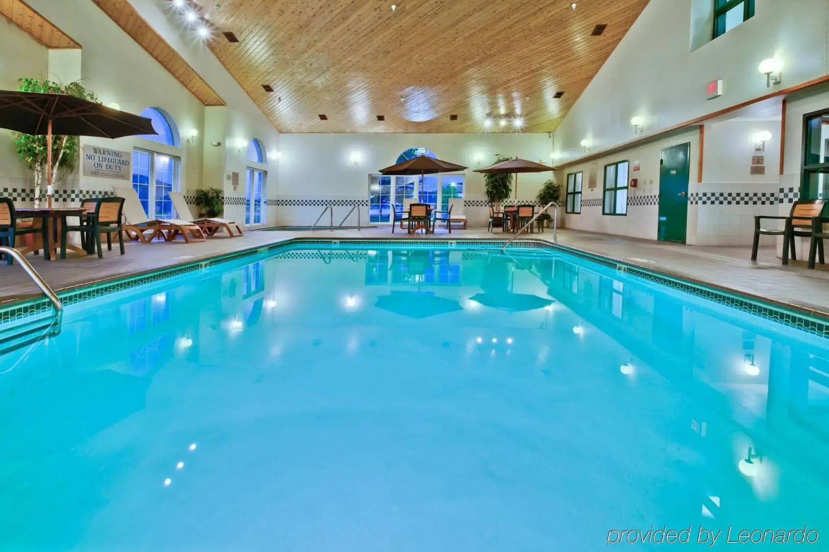 Country Inn & Suites by Radisson, Ames, IA