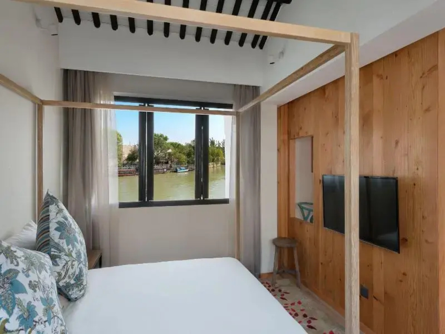 Blossom Hill Inn · Shantang