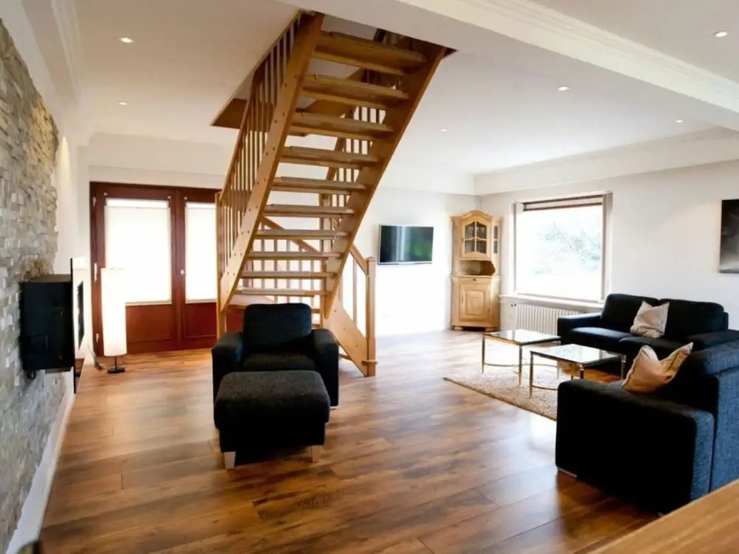 Habel Modern Retreat