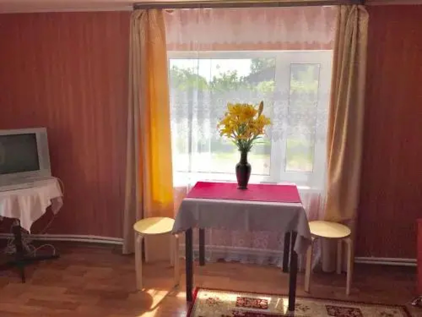 Gostinitsa v gorode Kirillov