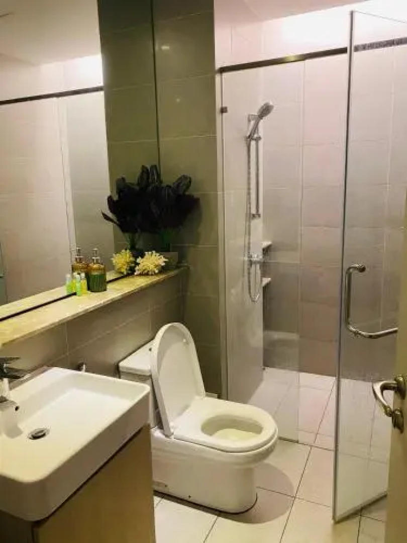 Grand Medini Suites by RR JBcity