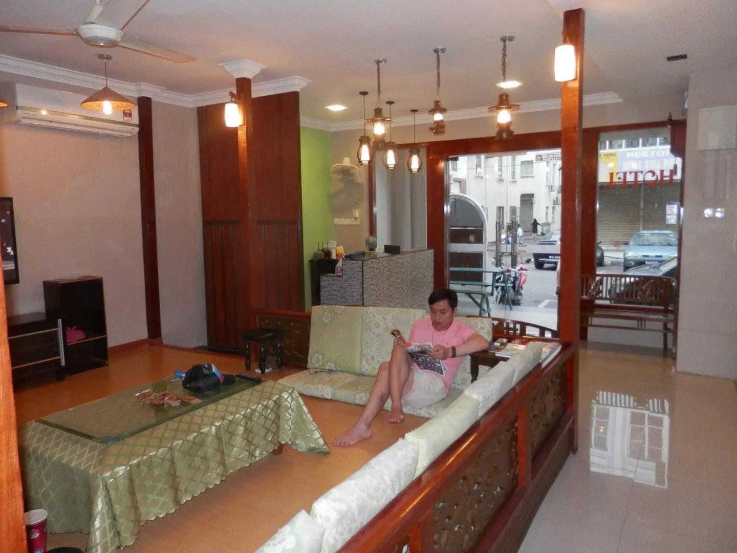 Travellers Planet Hotel & Guest House