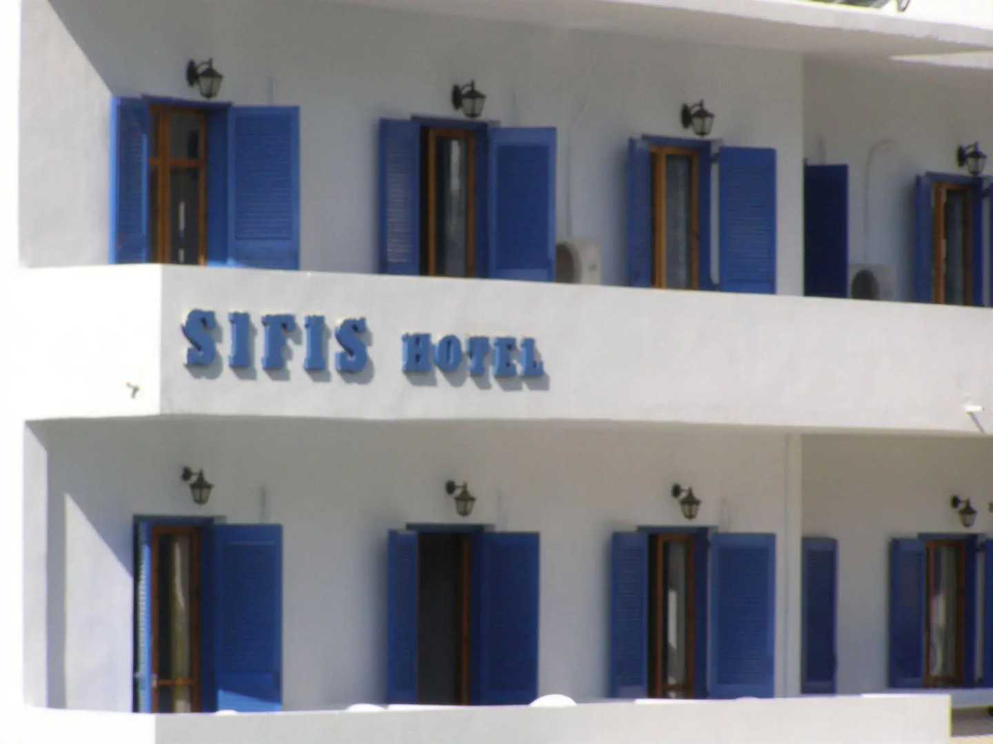 Sifis Hotel