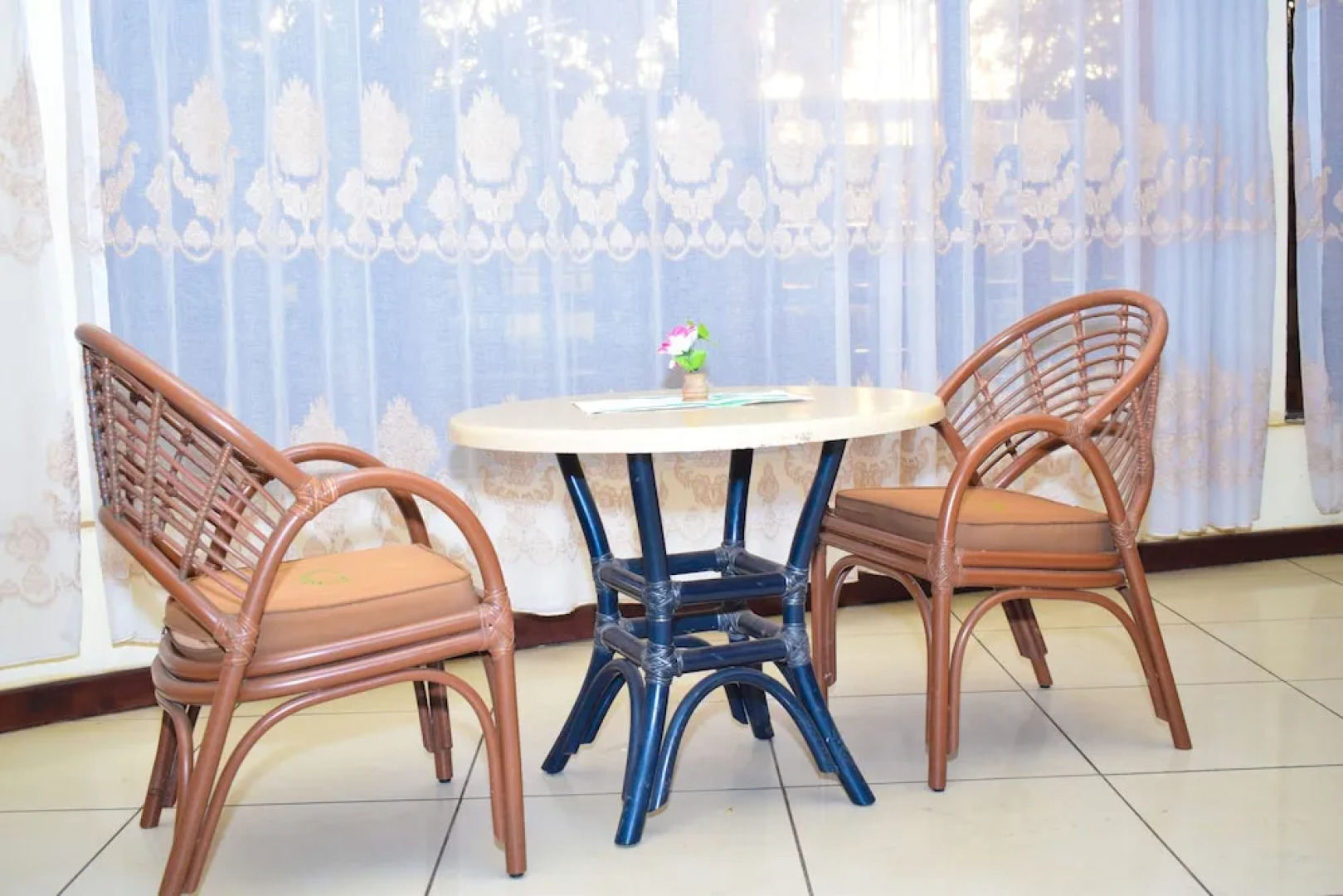 Vienna Woods Holiday Inn Limited