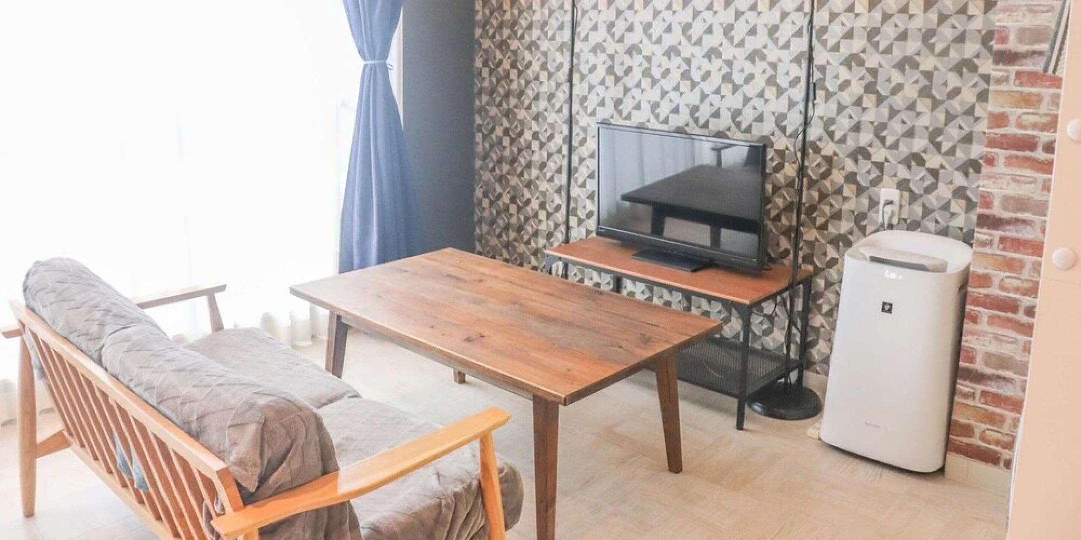 Guesthouse Akashi Hikaria - Hostel