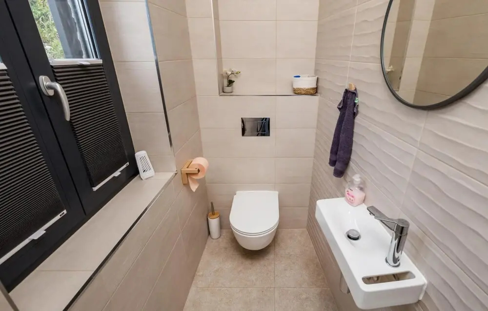 Stunning Home in Lun With 4 Bedrooms, Wifi and Outdoor Swimming Pool