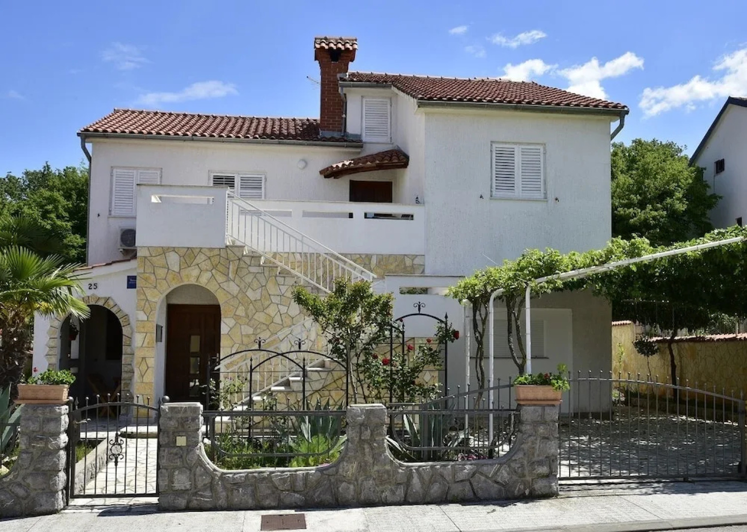 Apartment Wood Street and India