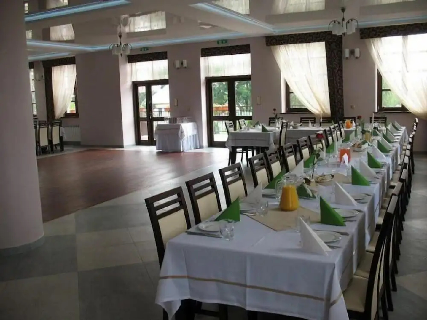 Hotel Rytwiany Nowy Dworek