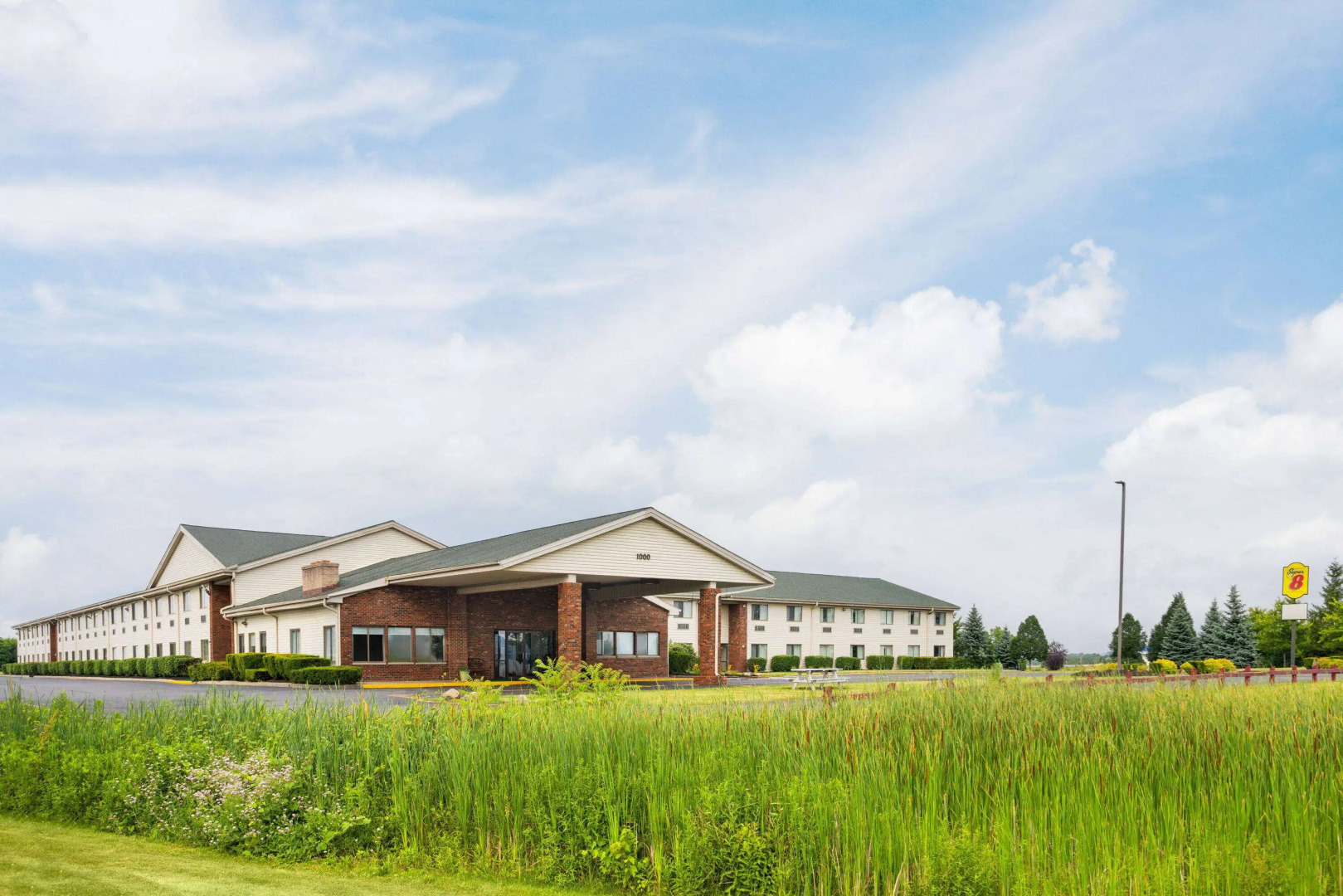 Super 8 by Wyndham Henrietta/Rochester Area