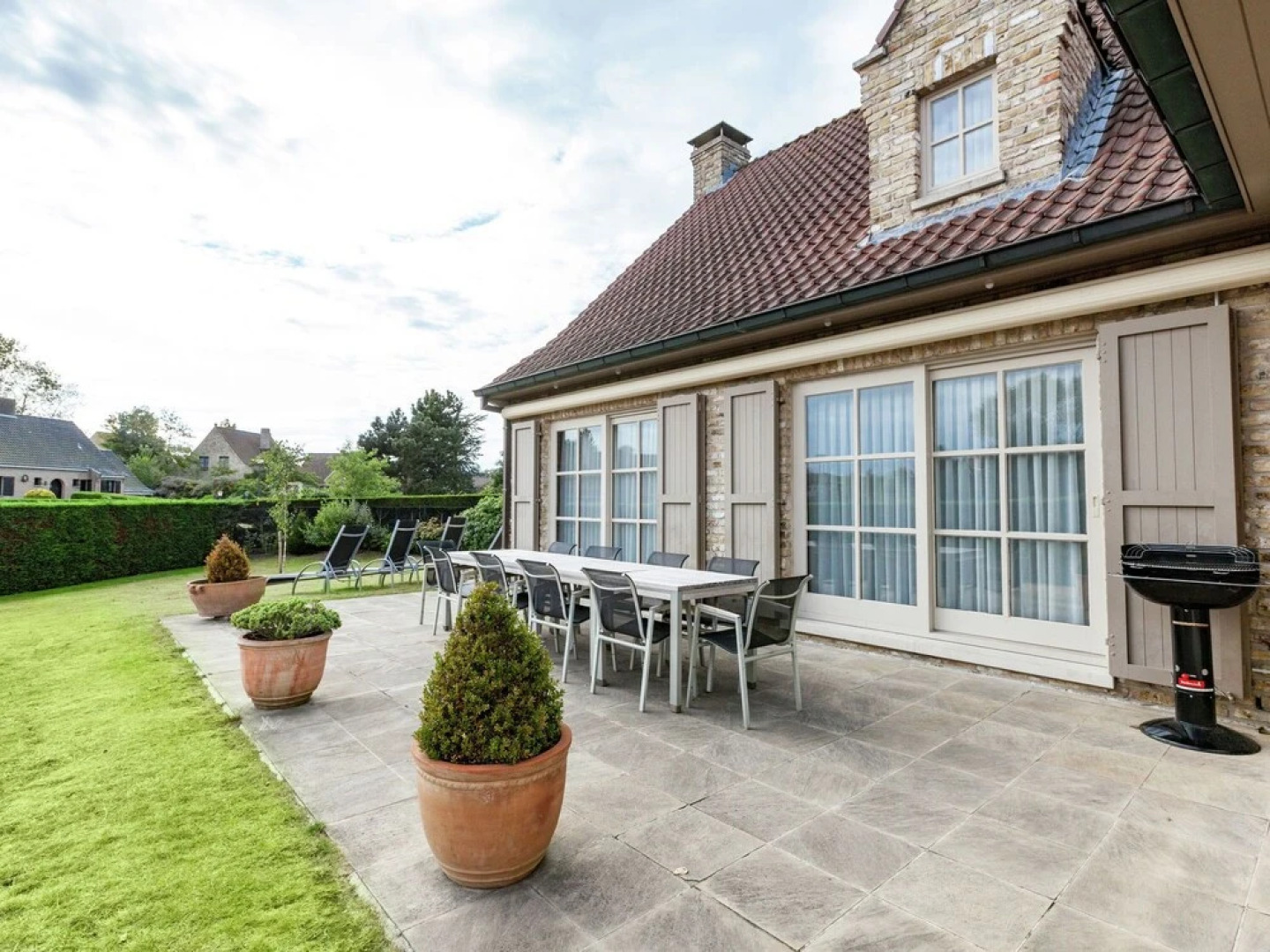 Luxurious Villa in De Panne with Garden