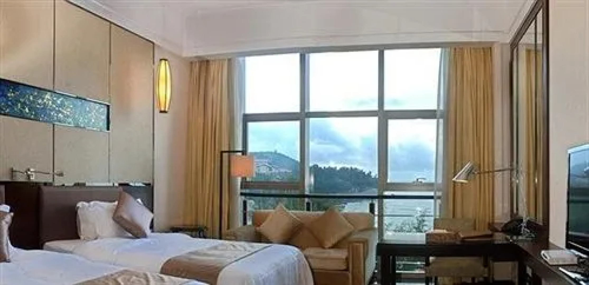 Beihai Guanling Resort Hotel