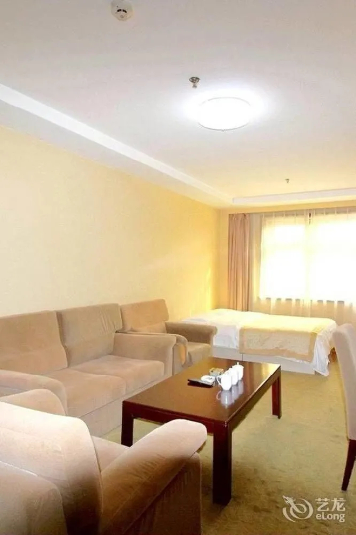Zhuhui Business Hotel - Qingdao