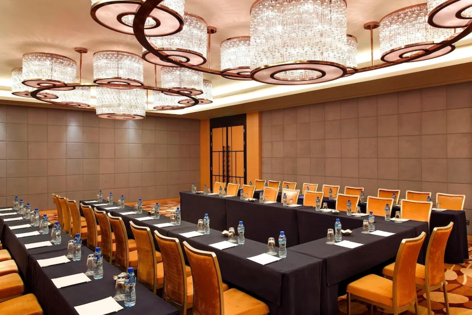 Four Points by Sheraton Luohe