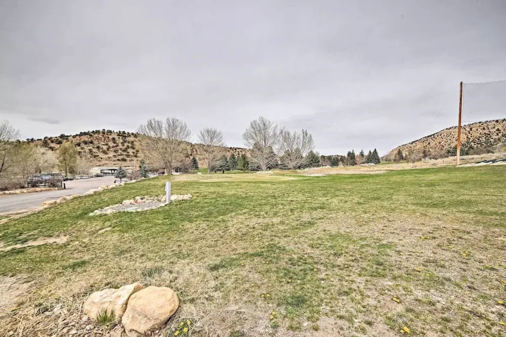 Rustic Cabin Near Palisade State Park w/ Deck!