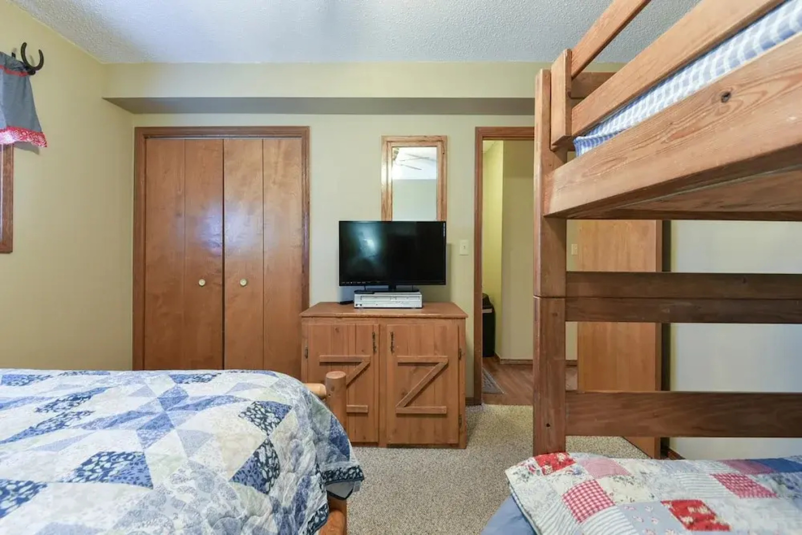 Westcreek Ranch @ Notch - NO Stairs! 2 Pools, Fishing Lake, 1 Mile to Sdc!