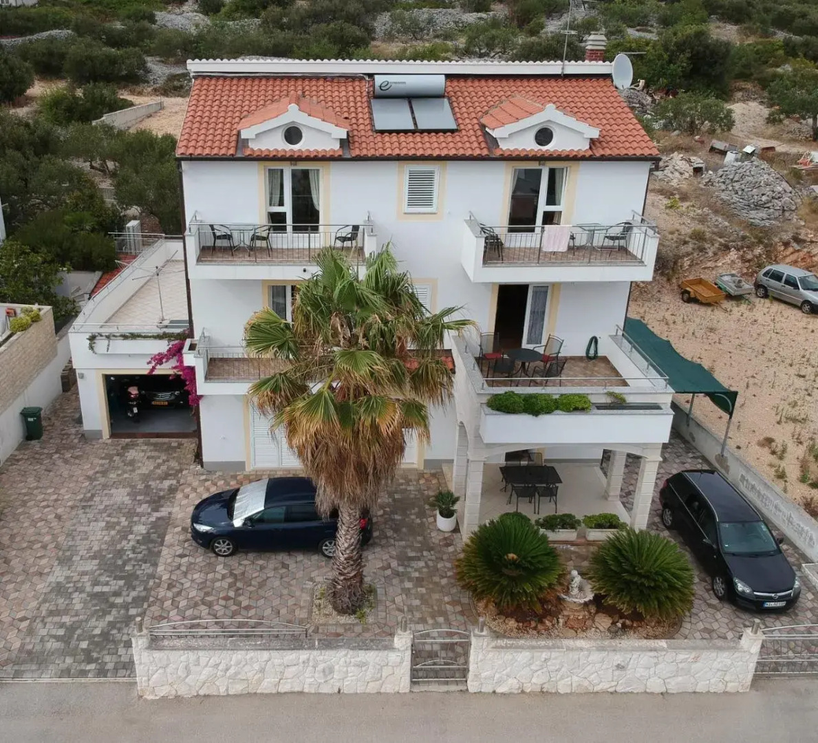 Primosten Apartments