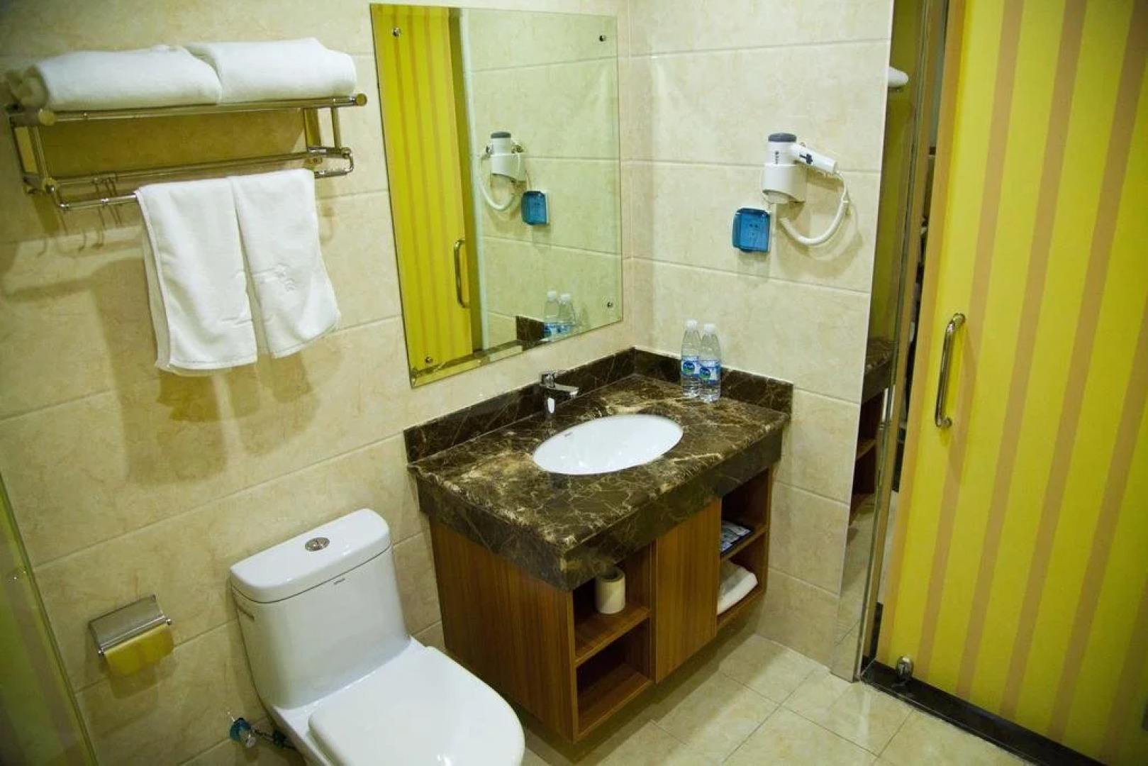 Weihai Lanxing Holiday Hotel