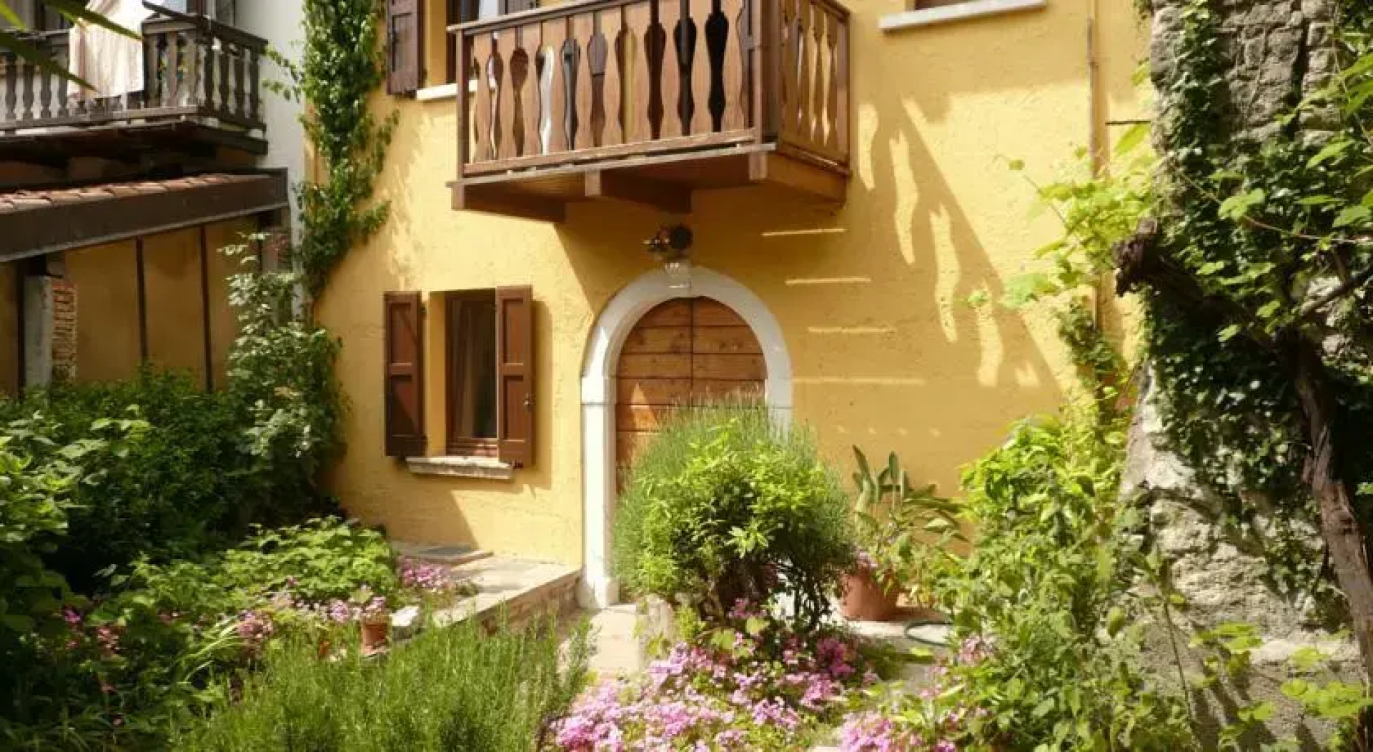 Gardone Riviera - vicinanze Vittoriale