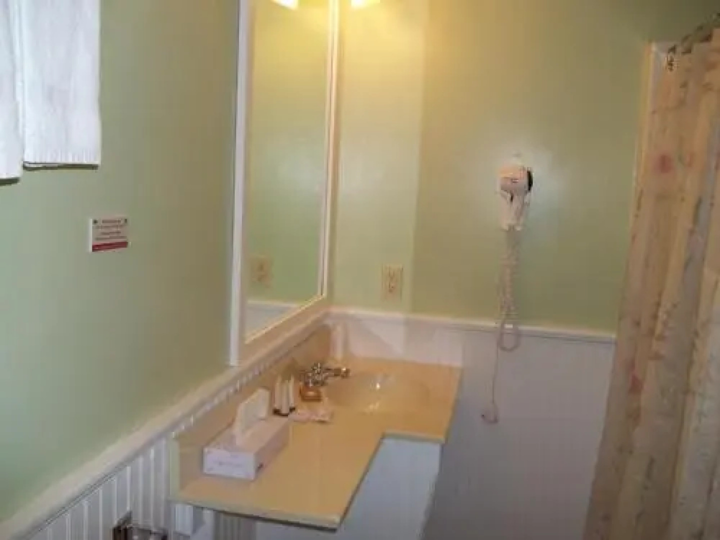 Wiscasset Woods Lodge