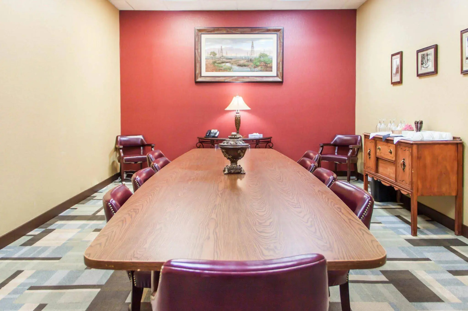 The Clarion Inn Elk City