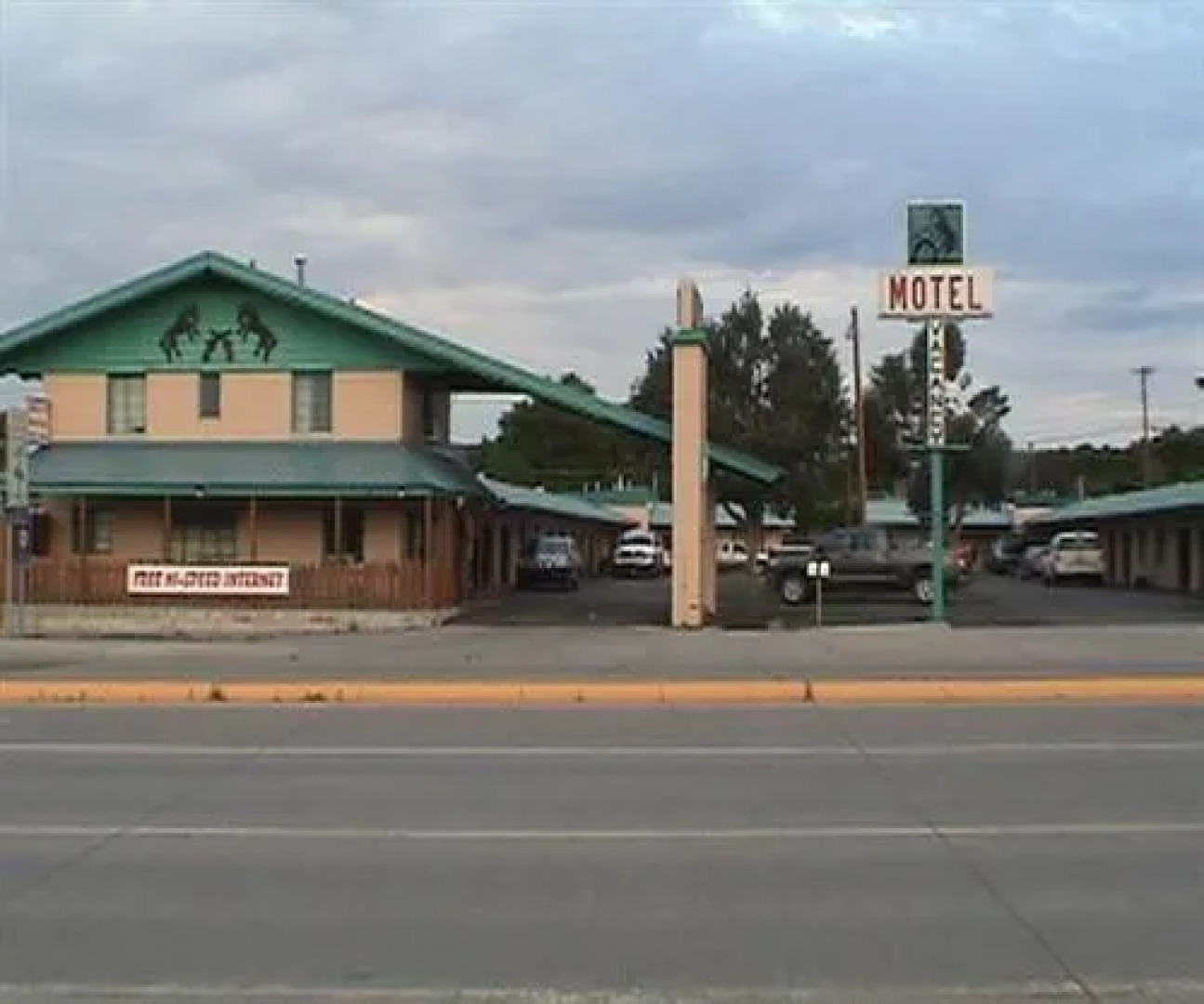 Colt Motel