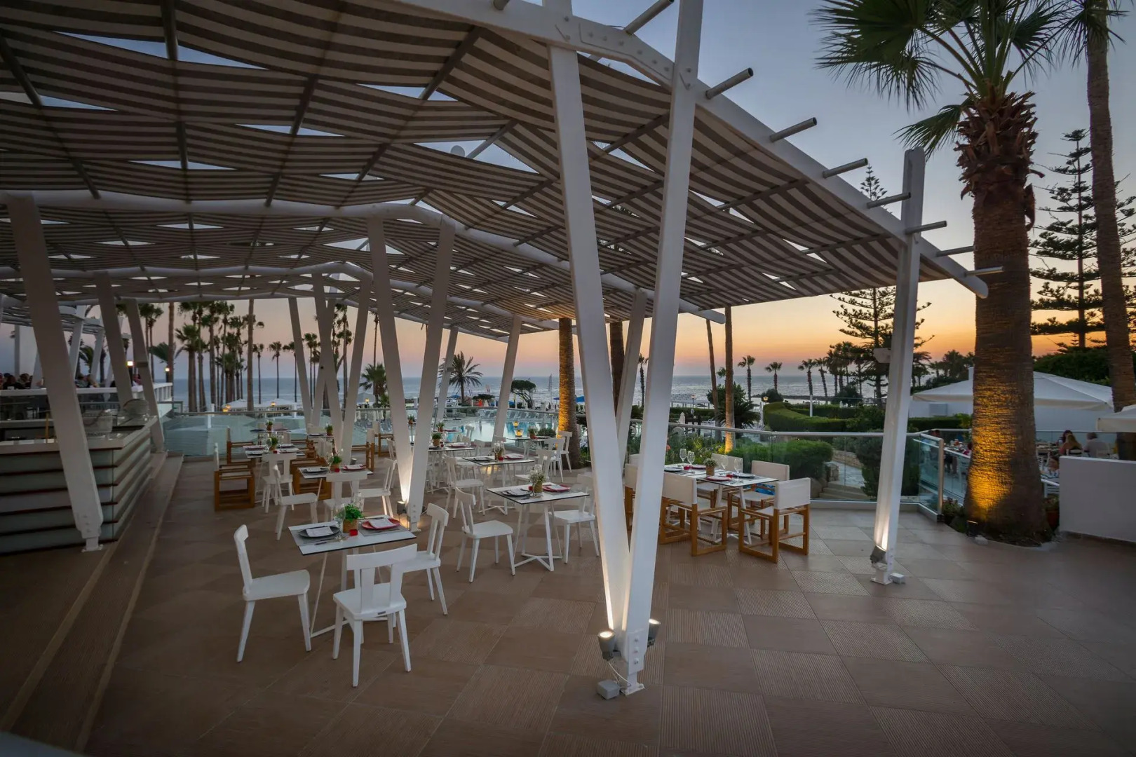 Leonardo Plaza Cypria Maris Beach Hotel & Spa