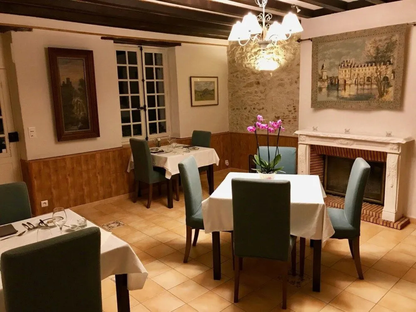 Sans Souci Bed and Breakfast with Restaurant